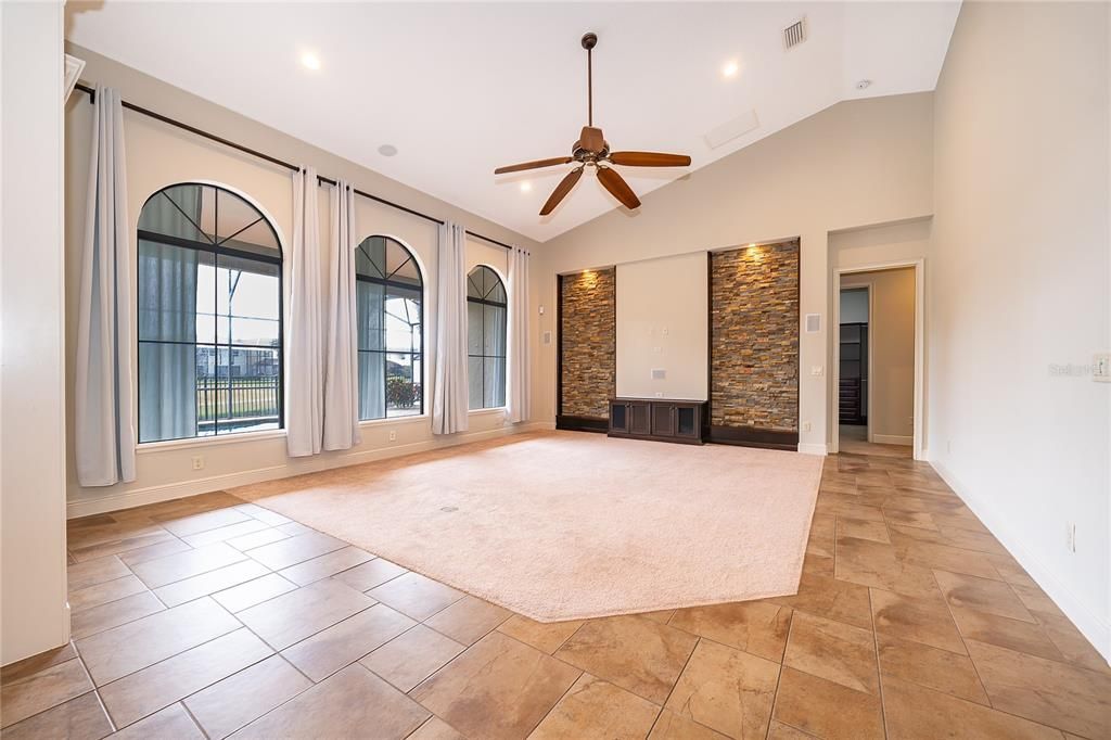 For Rent: $4,800 (4 beds, 3 baths, 3276 Square Feet)