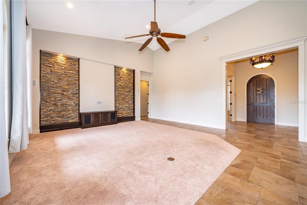 For Rent: $4,800 (4 beds, 3 baths, 3276 Square Feet)