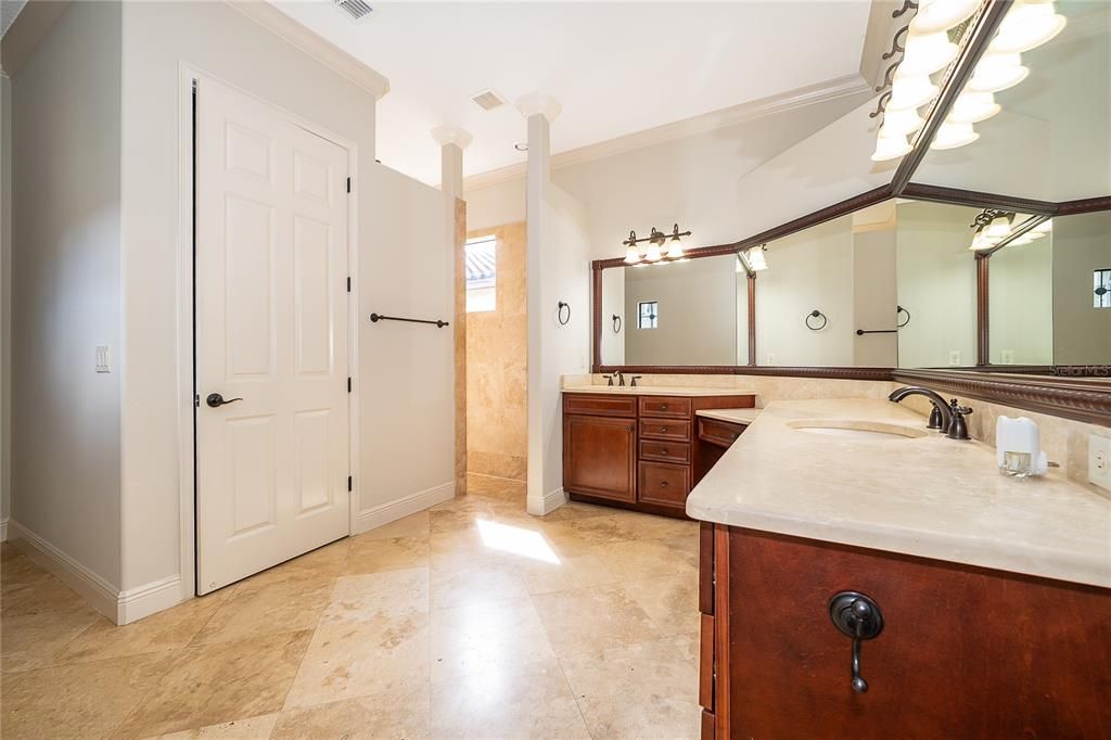 For Rent: $4,800 (4 beds, 3 baths, 3276 Square Feet)