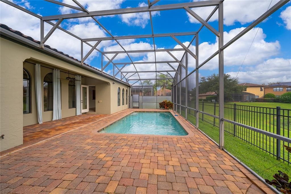 For Rent: $4,800 (4 beds, 3 baths, 3276 Square Feet)