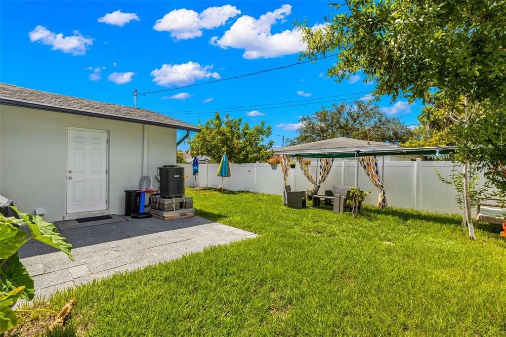 待售: $469,900 (3 贝兹, 2 浴室, 1613 平方英尺)