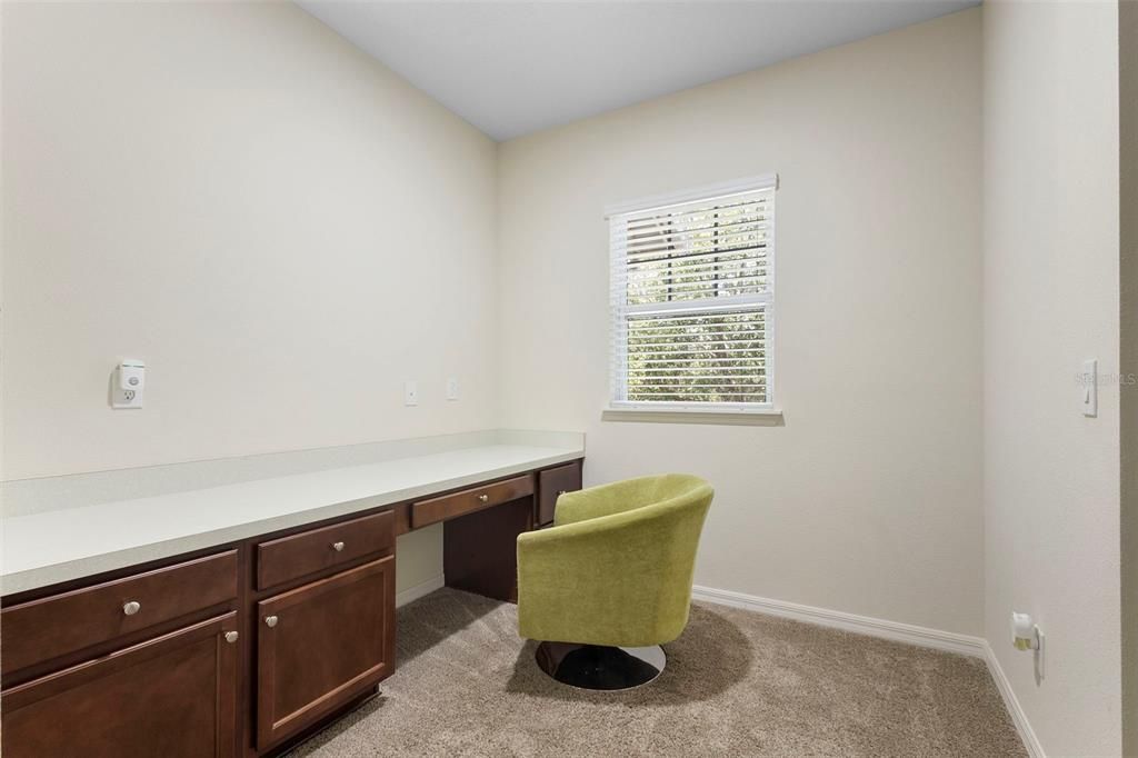 Active With Contract: $2,500 (2 beds, 2 baths, 1445 Square Feet)
