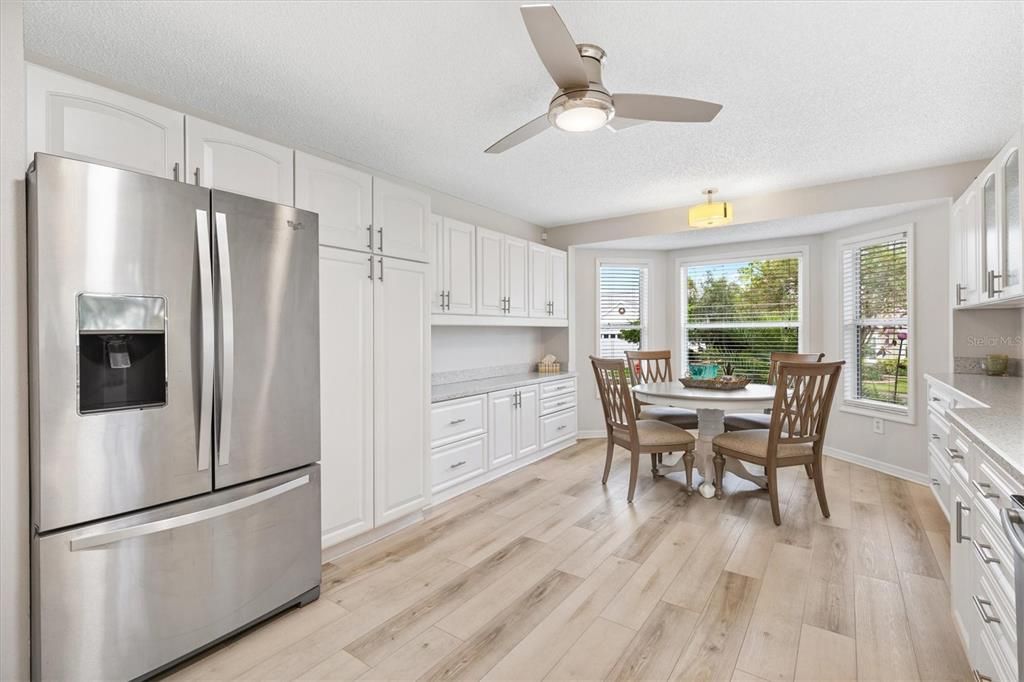 For Sale: $550,000 (3 beds, 2 baths, 2322 Square Feet)