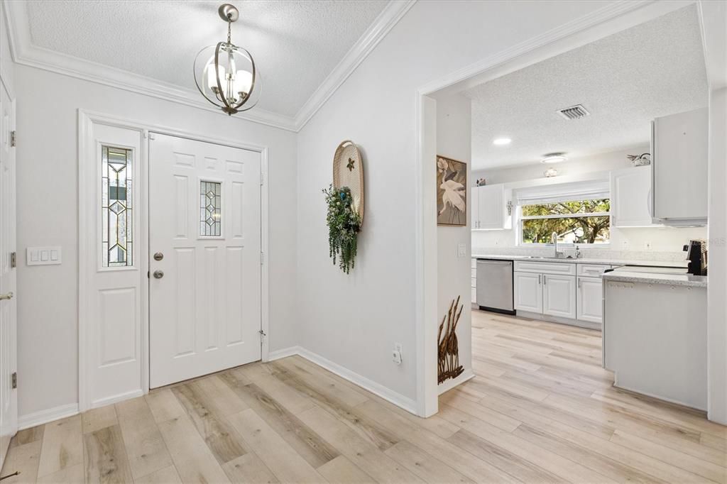 For Sale: $550,000 (3 beds, 2 baths, 2322 Square Feet)