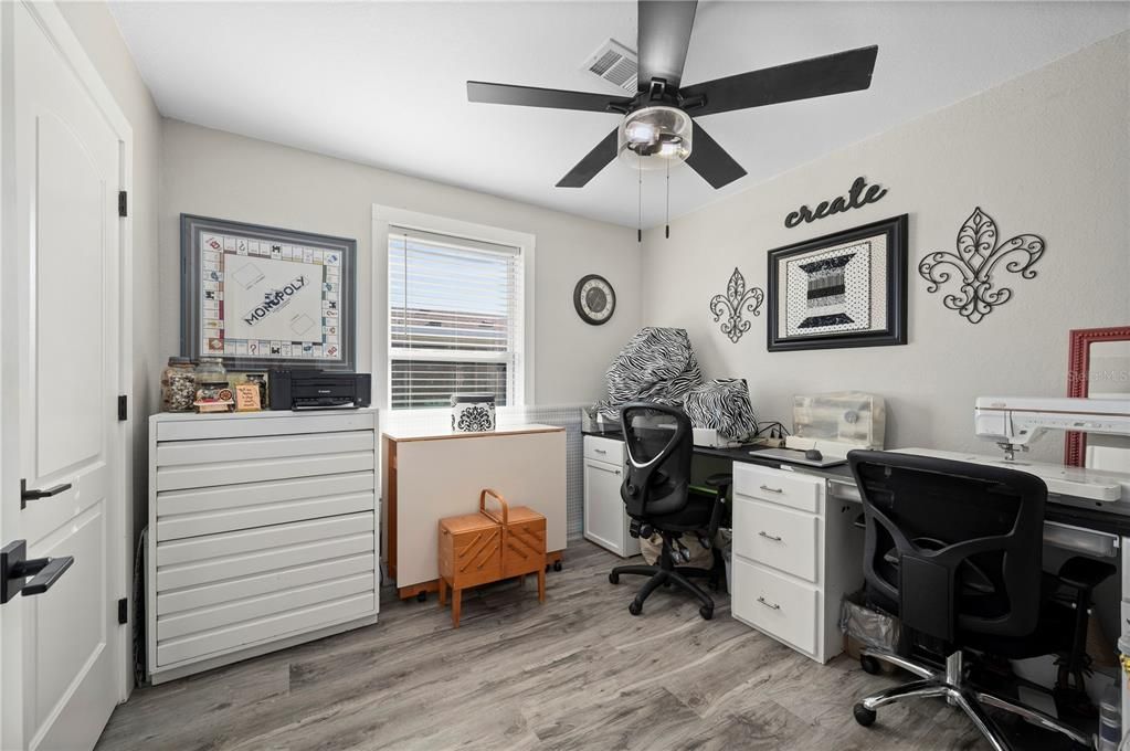 For Sale: $279,000 (3 beds, 2 baths, 1475 Square Feet)