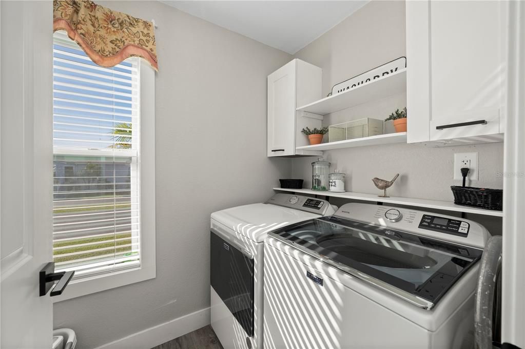 For Sale: $279,000 (3 beds, 2 baths, 1475 Square Feet)