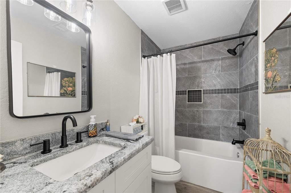 For Sale: $279,000 (3 beds, 2 baths, 1475 Square Feet)