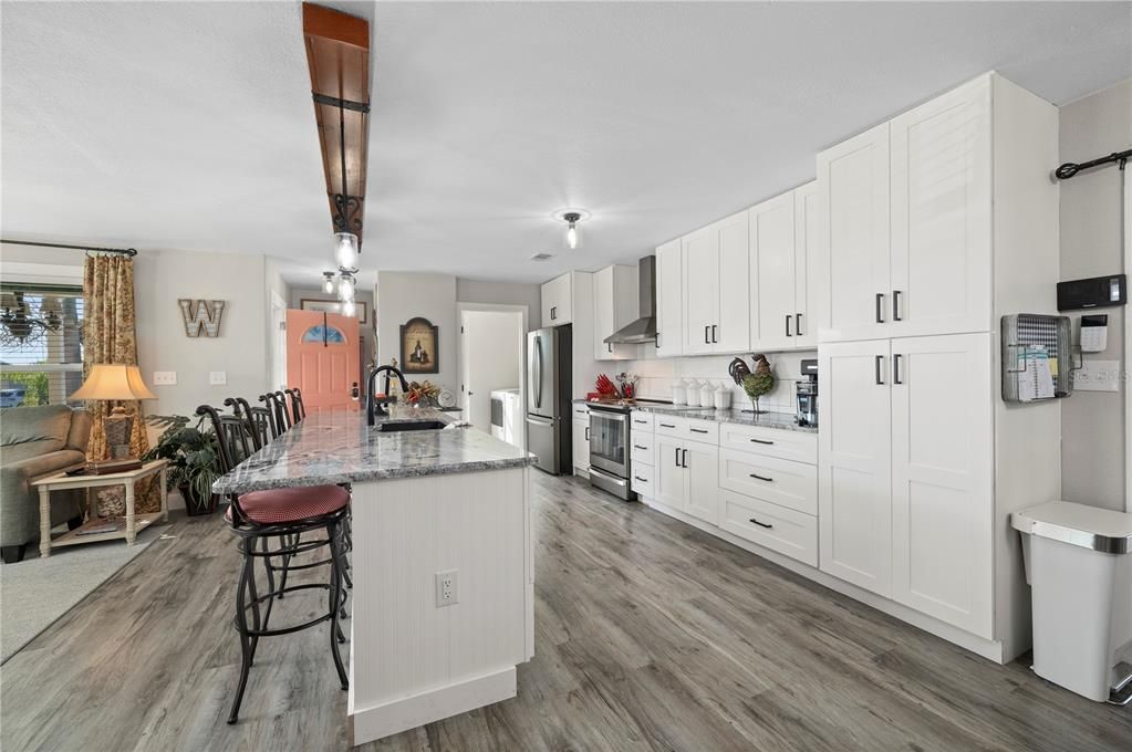 For Sale: $279,000 (3 beds, 2 baths, 1475 Square Feet)