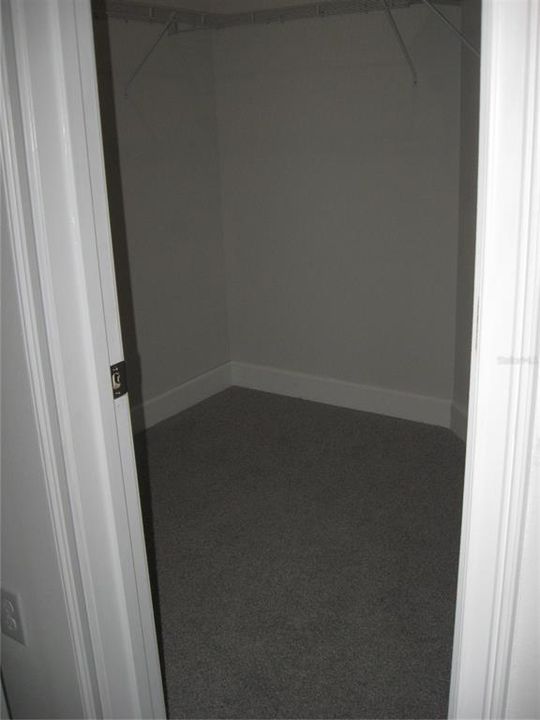 待售: $371,650 (4 贝兹, 2 浴室, 1820 平方英尺)