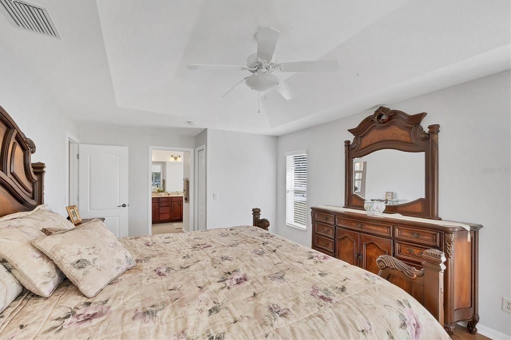 Active With Contract: $329,000 (3 beds, 2 baths, 2010 Square Feet)