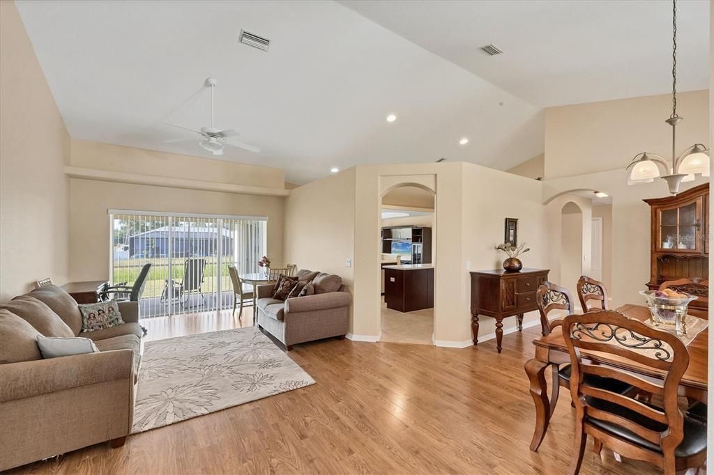 Active With Contract: $329,000 (3 beds, 2 baths, 2010 Square Feet)