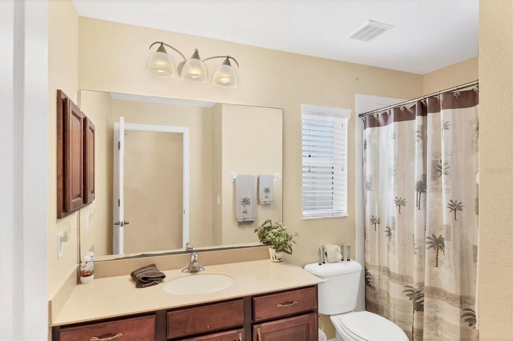 Active With Contract: $329,000 (3 beds, 2 baths, 2010 Square Feet)