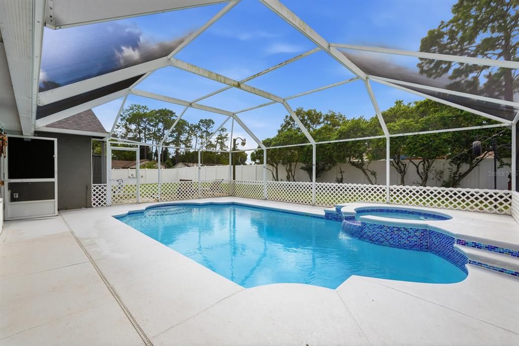 For Sale: $430,000 (3 beds, 2 baths, 1726 Square Feet)