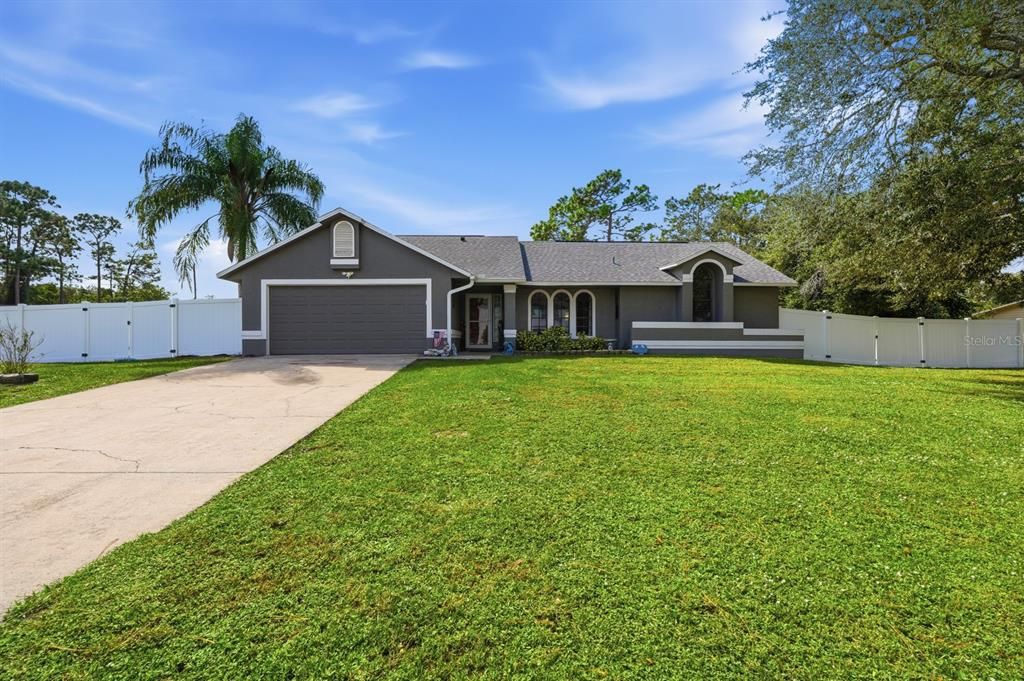 For Sale: $430,000 (3 beds, 2 baths, 1726 Square Feet)