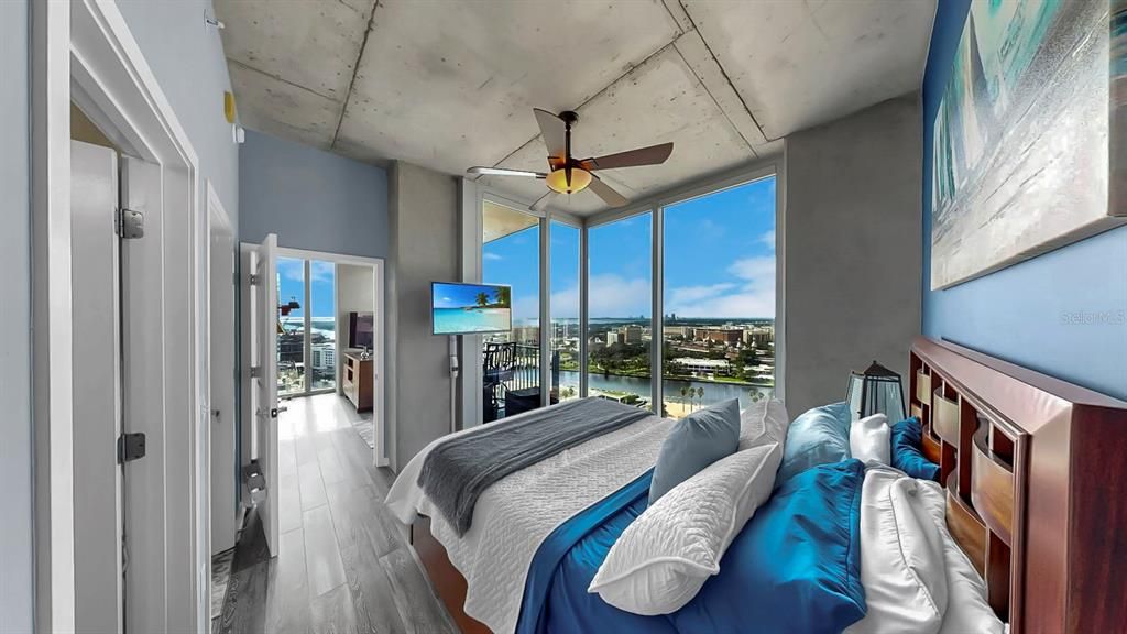 For Sale: $825,000 (2 beds, 2 baths, 1110 Square Feet)