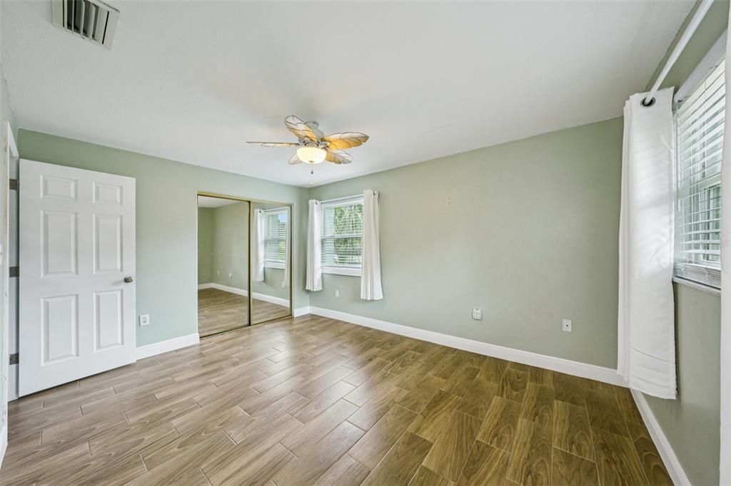 For Sale: $385,000 (3 beds, 2 baths, 1428 Square Feet)