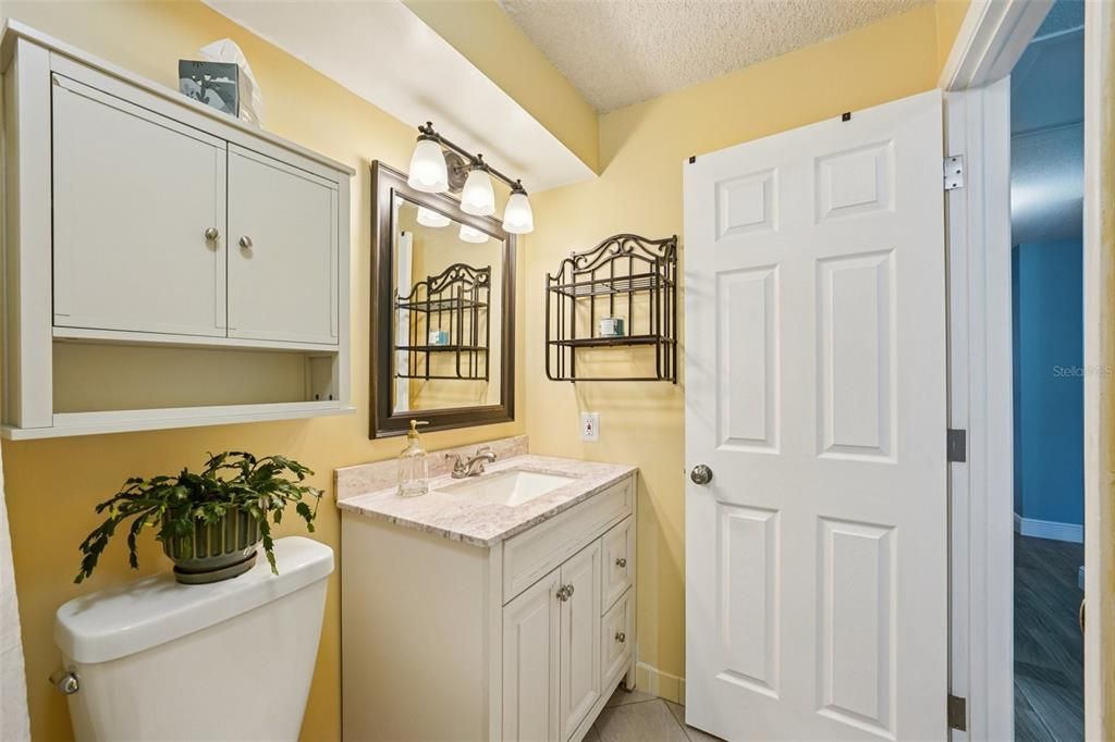 For Sale: $385,000 (3 beds, 2 baths, 1428 Square Feet)