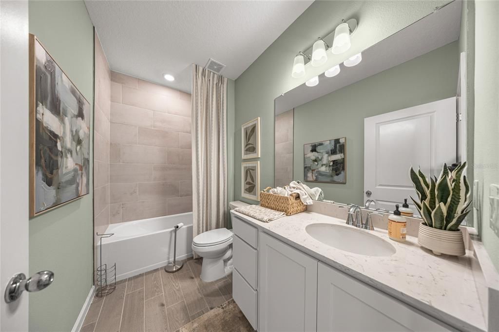 For Sale: $347,880 (3 beds, 2 baths, 2106 Square Feet)