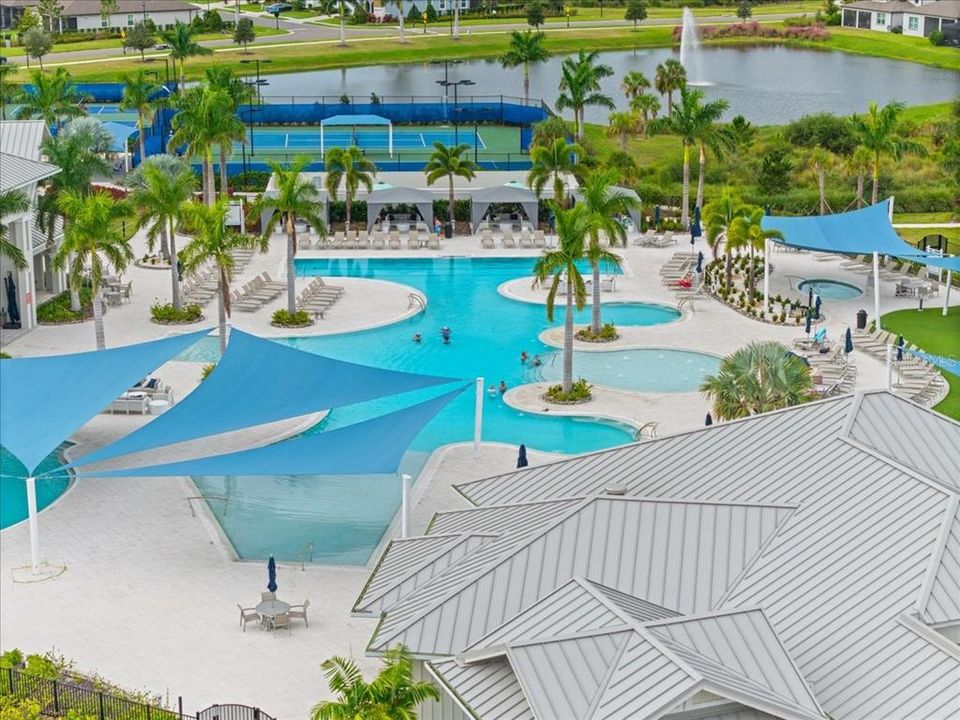 For Sale: $495,000 (3 beds, 2 baths, 1640 Square Feet)