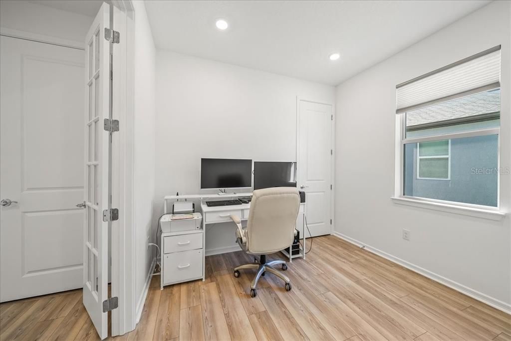 For Sale: $495,000 (3 beds, 2 baths, 1640 Square Feet)