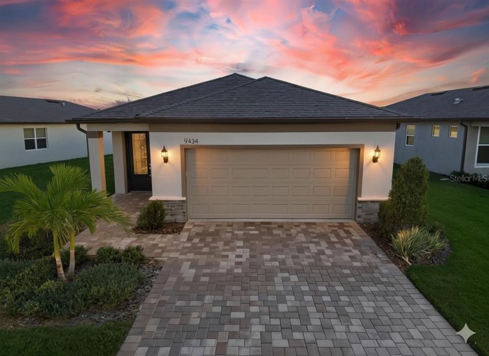 For Sale: $495,000 (3 beds, 2 baths, 1640 Square Feet)