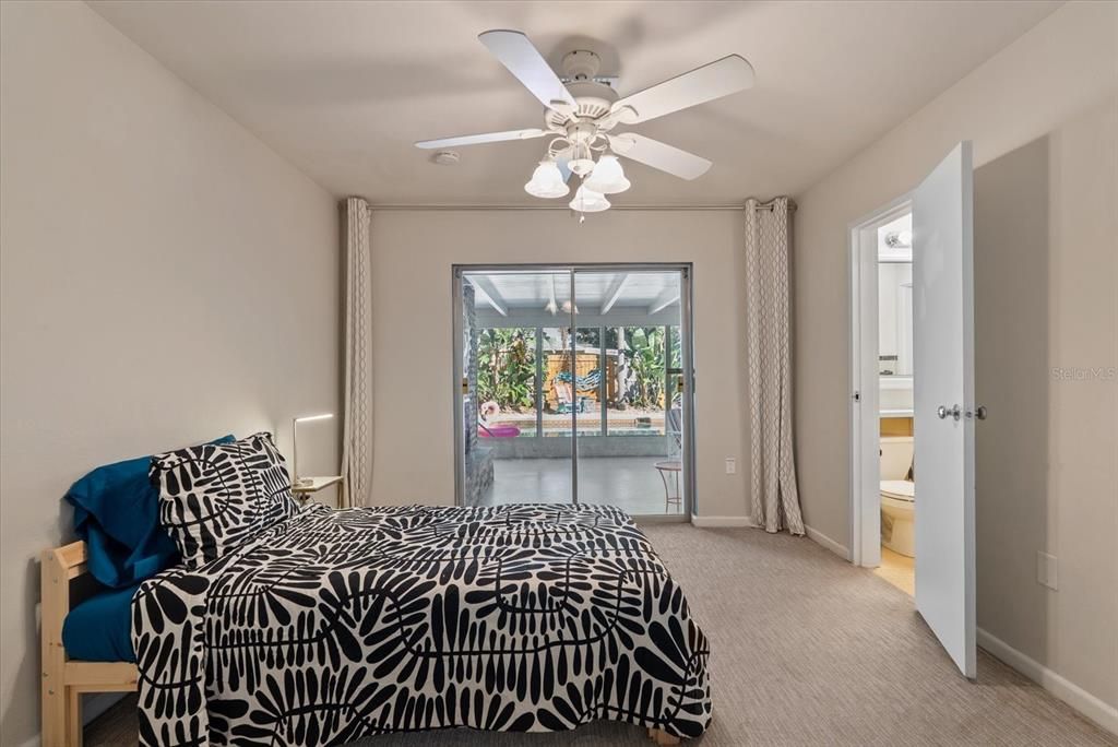 For Sale: $599,000 (3 beds, 2 baths, 1916 Square Feet)