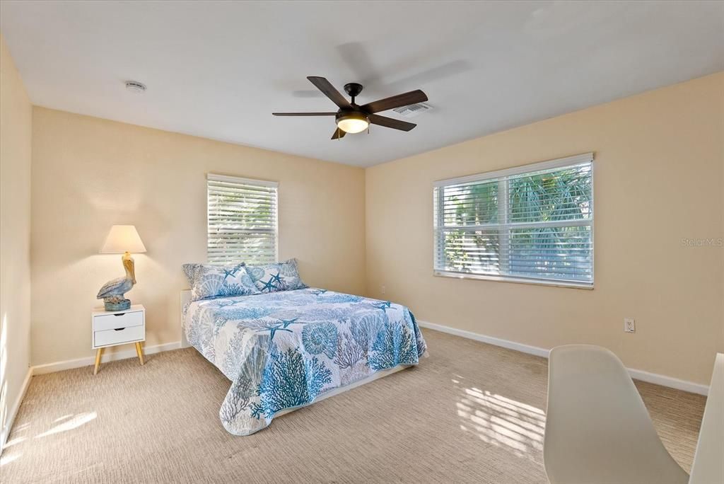 For Sale: $599,000 (3 beds, 2 baths, 1916 Square Feet)