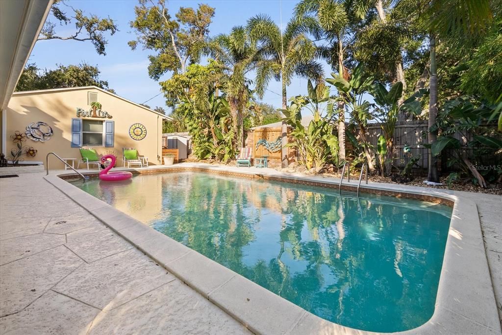 For Sale: $599,000 (3 beds, 2 baths, 1916 Square Feet)