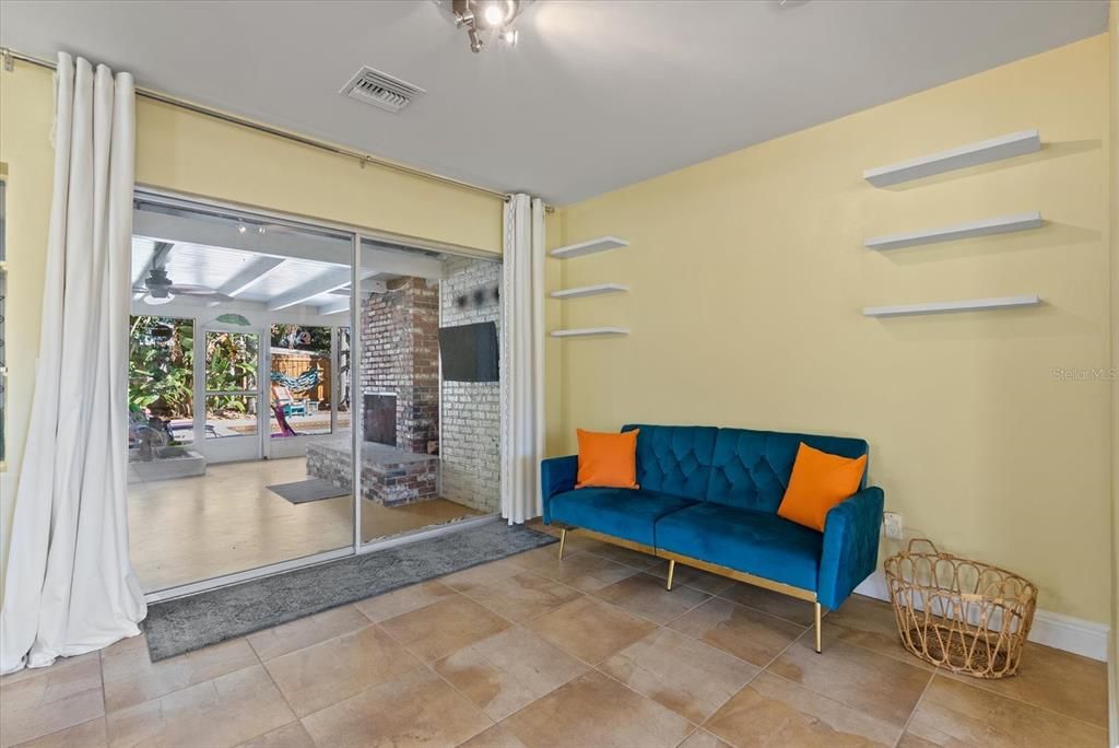 For Sale: $599,000 (3 beds, 2 baths, 1916 Square Feet)