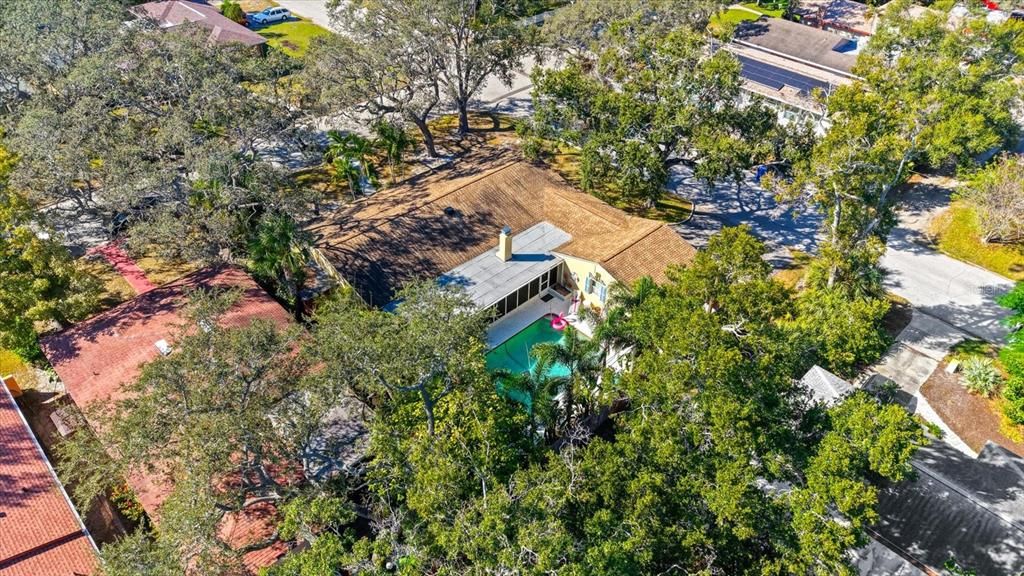 For Sale: $599,000 (3 beds, 2 baths, 1916 Square Feet)