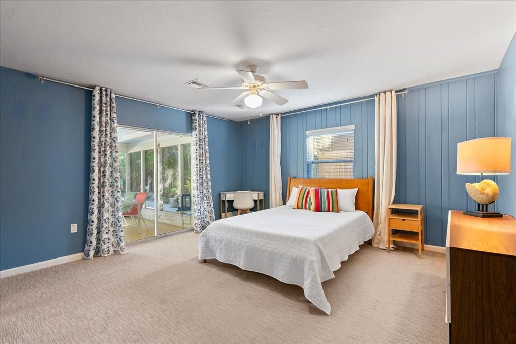 For Sale: $599,000 (3 beds, 2 baths, 1916 Square Feet)