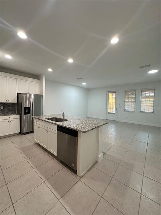 出租: $2,650 (4 贝兹, 3 浴室, 1853 平方英尺)