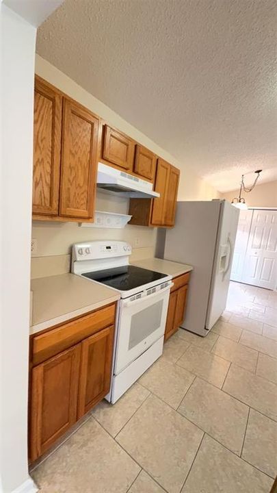 В аренду: $1,950 (3 спален, 2 ванн, 1542 Квадратных фут)