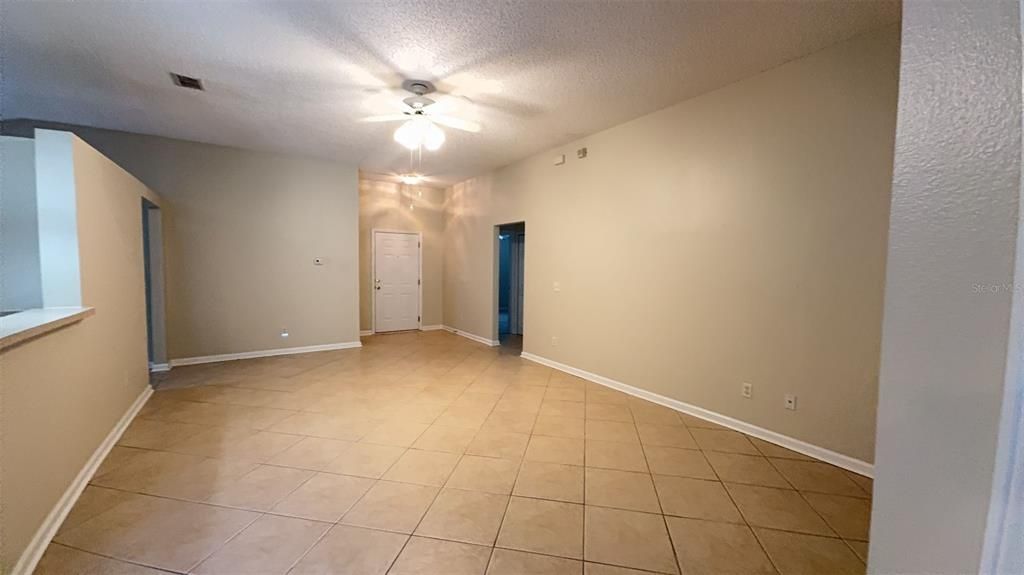 В аренду: $1,950 (3 спален, 2 ванн, 1542 Квадратных фут)