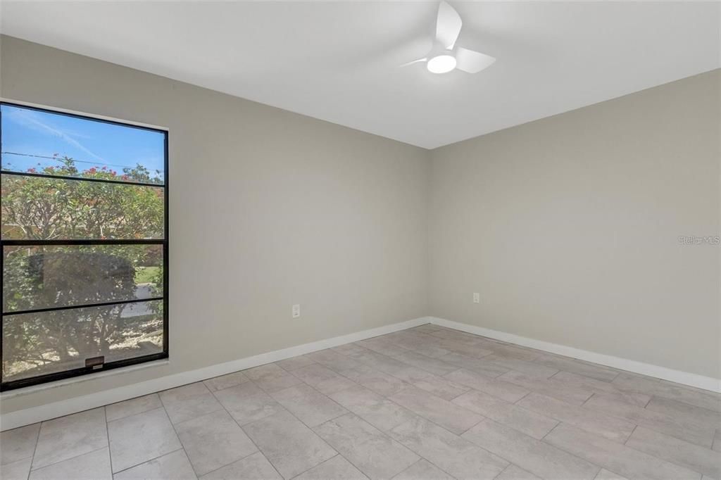 For Rent: $1,900 (2 beds, 2 baths, 1171 Square Feet)