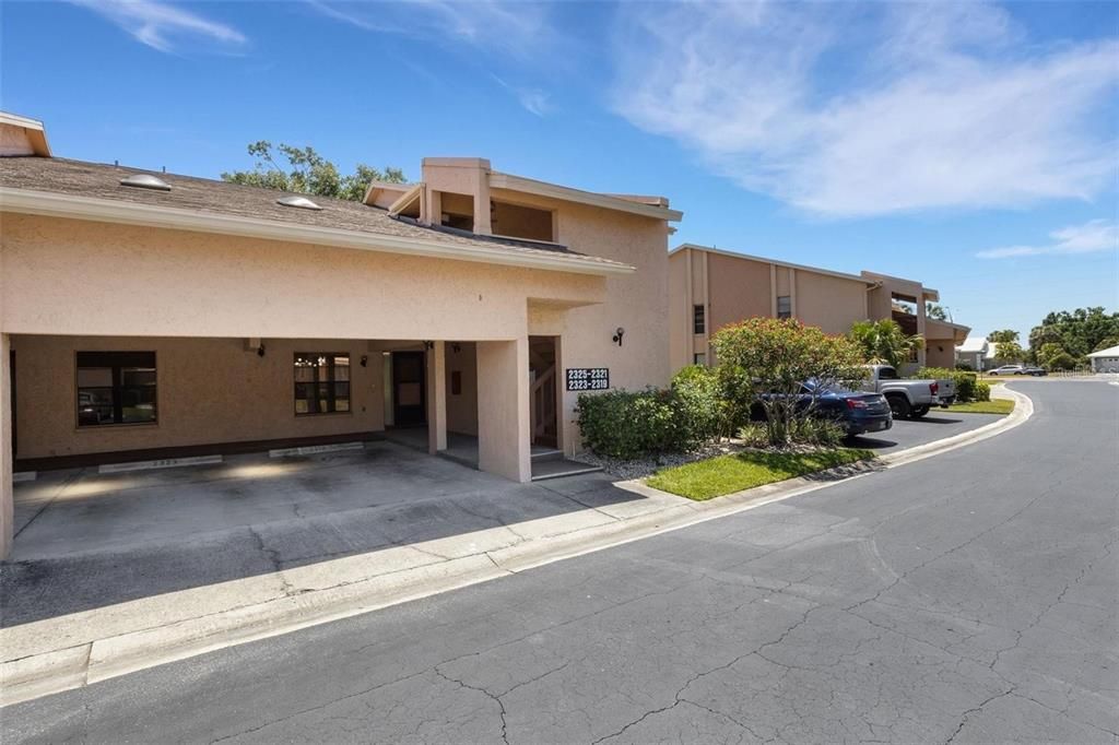 For Rent: $1,900 (2 beds, 2 baths, 1171 Square Feet)