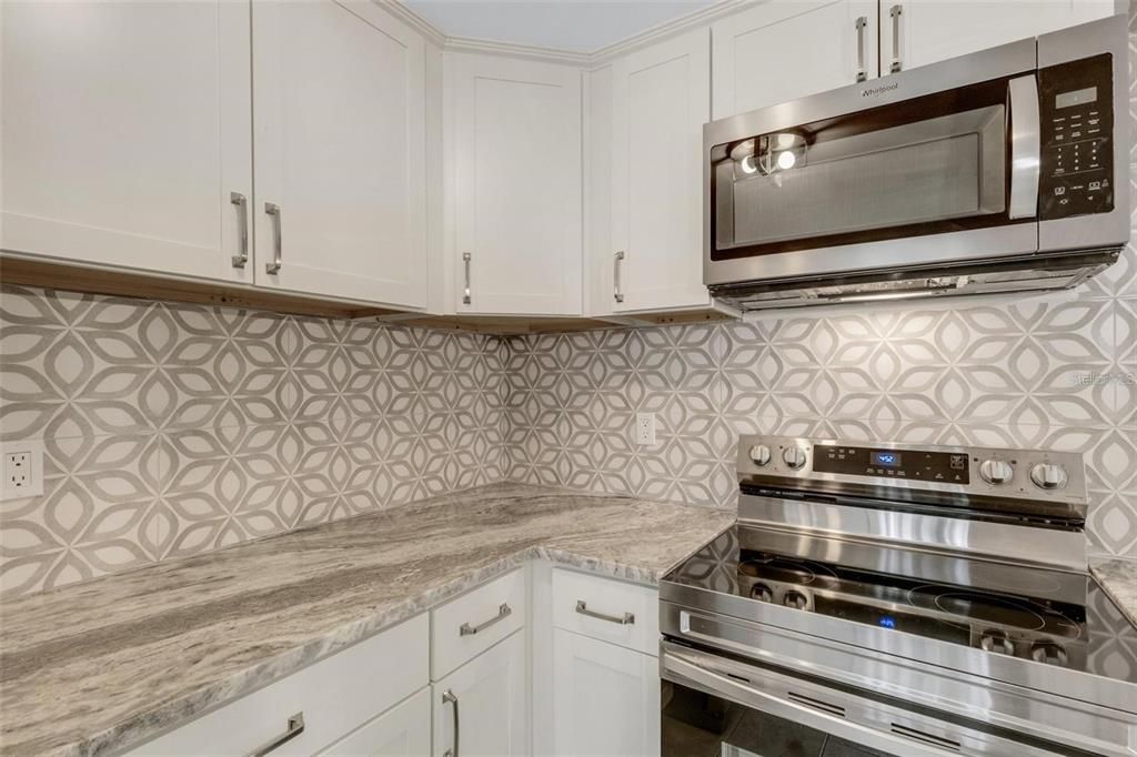 For Rent: $1,900 (2 beds, 2 baths, 1171 Square Feet)