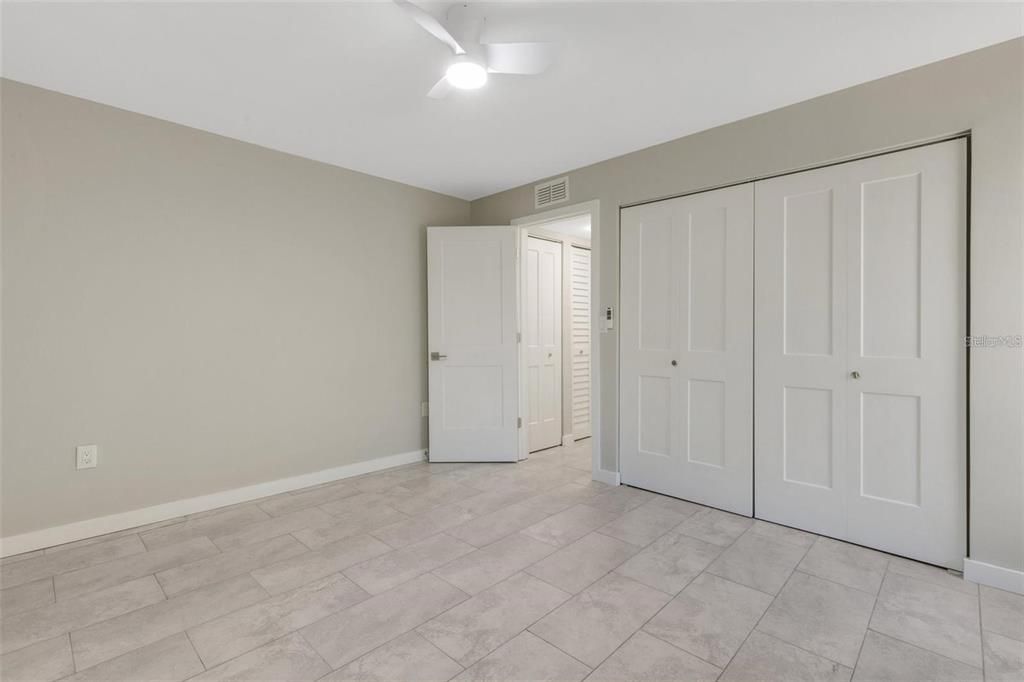 For Rent: $1,900 (2 beds, 2 baths, 1171 Square Feet)