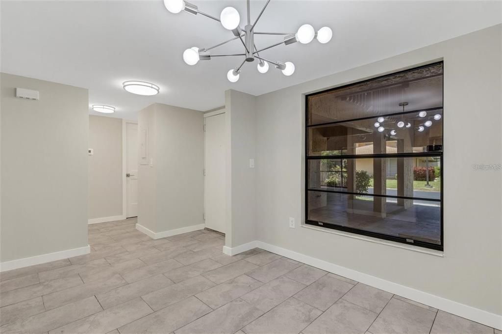 For Rent: $1,900 (2 beds, 2 baths, 1171 Square Feet)