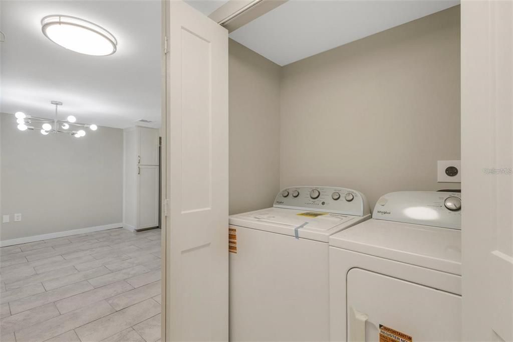 For Rent: $1,900 (2 beds, 2 baths, 1171 Square Feet)