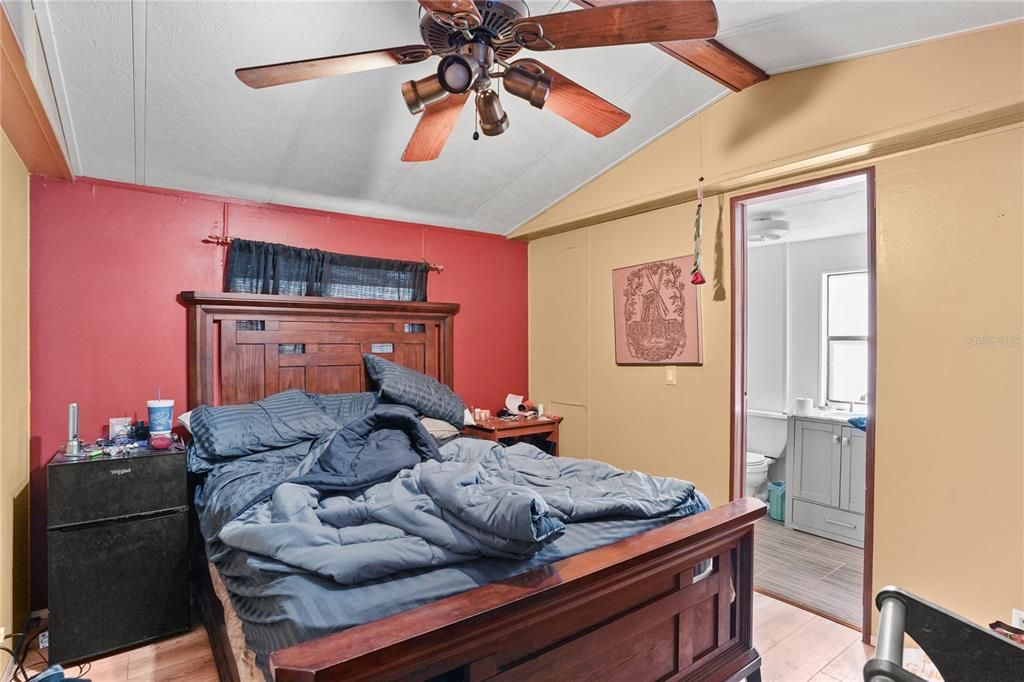 En Venta: $385,000 (2 camas, 1 baños, 1372 Pies cuadrados)