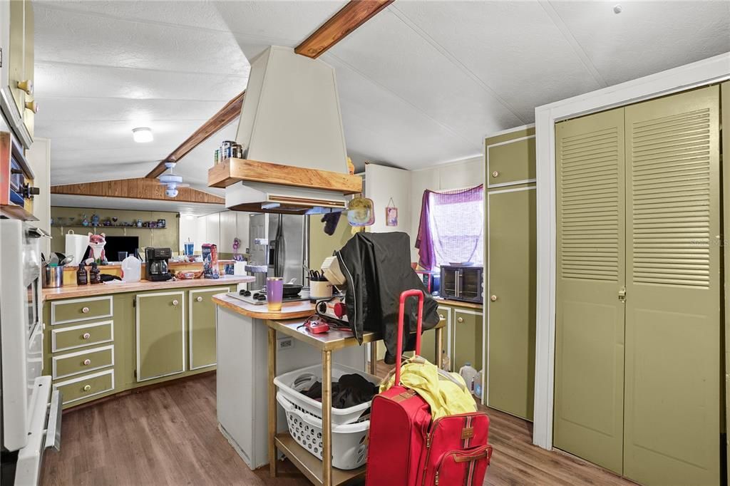 En Venta: $385,000 (2 camas, 1 baños, 1372 Pies cuadrados)