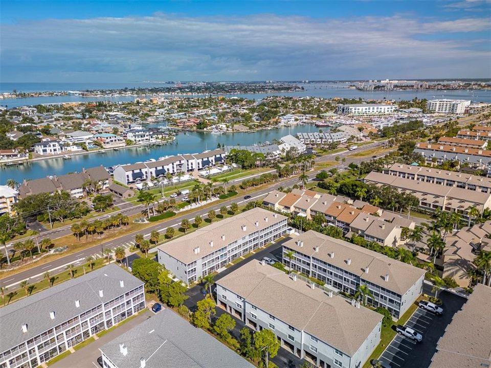 На продажу: $499,000 (3 спален, 3 ванн, 2140 Квадратных фут)