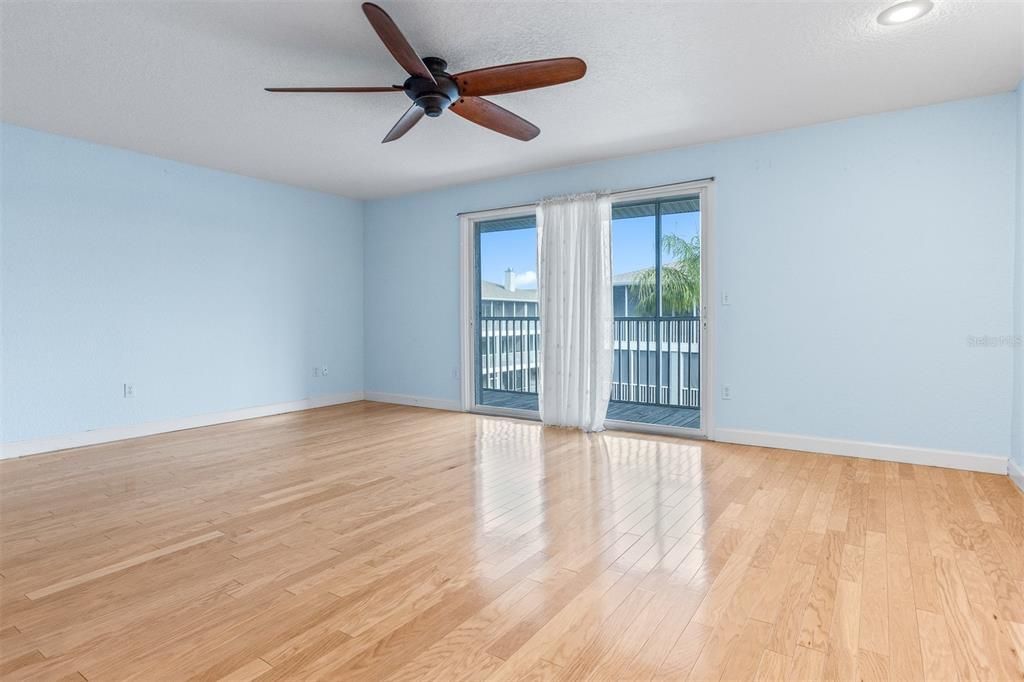 На продажу: $499,000 (3 спален, 3 ванн, 2140 Квадратных фут)