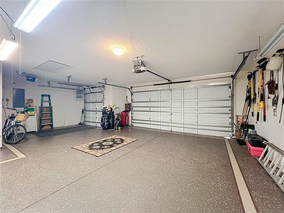 Active With Contract: $399,000 (3 beds, 2 baths, 1392 Square Feet)