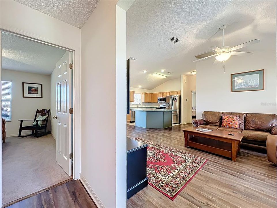 Active With Contract: $399,000 (3 beds, 2 baths, 1392 Square Feet)