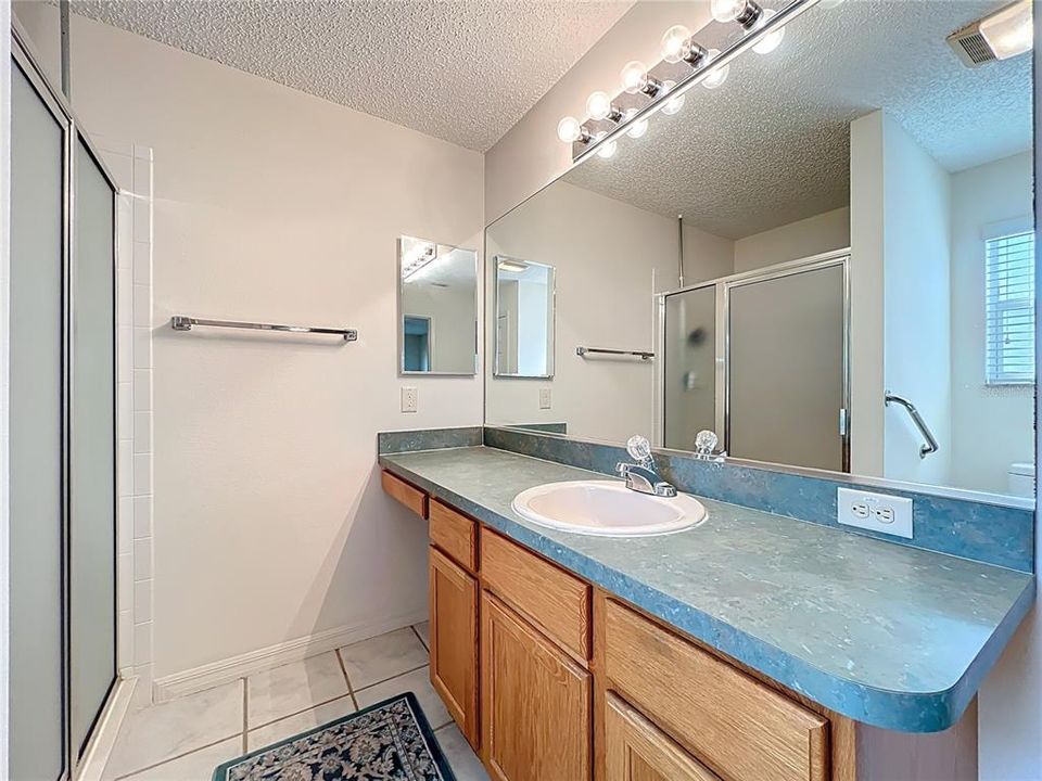 Active With Contract: $399,000 (3 beds, 2 baths, 1392 Square Feet)