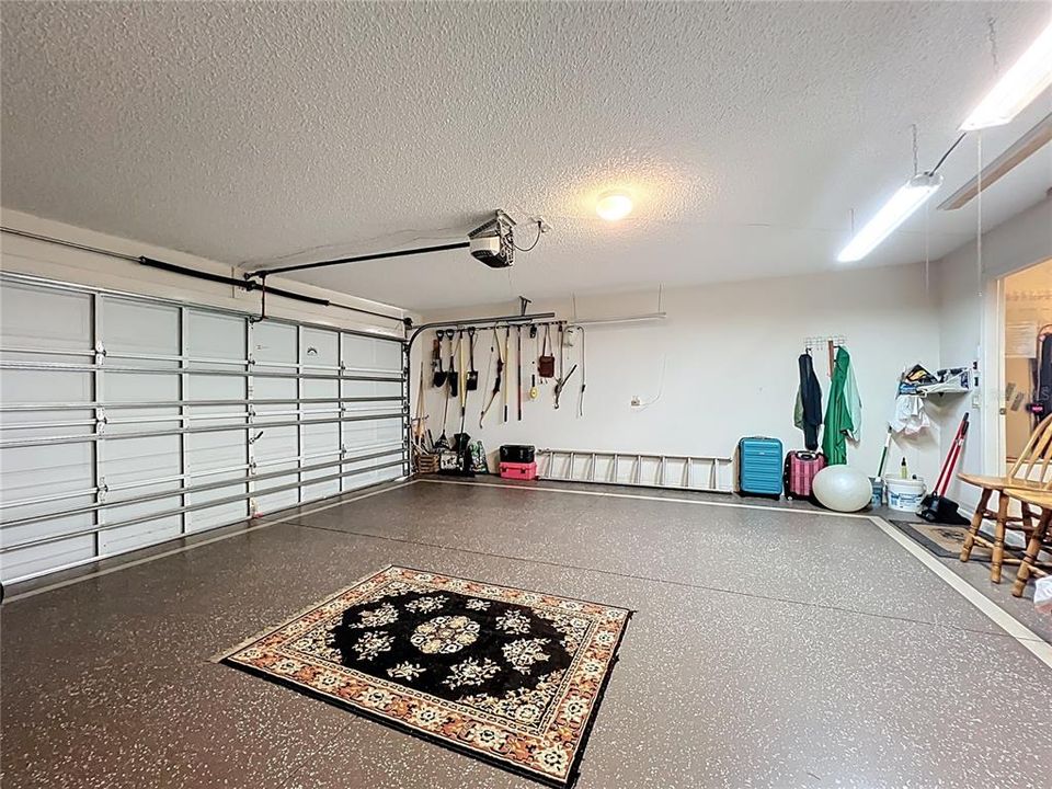 Active With Contract: $399,000 (3 beds, 2 baths, 1392 Square Feet)