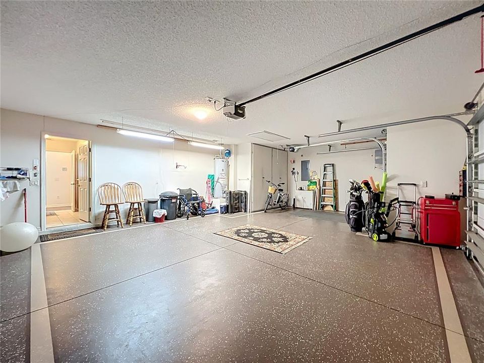 Active With Contract: $399,000 (3 beds, 2 baths, 1392 Square Feet)