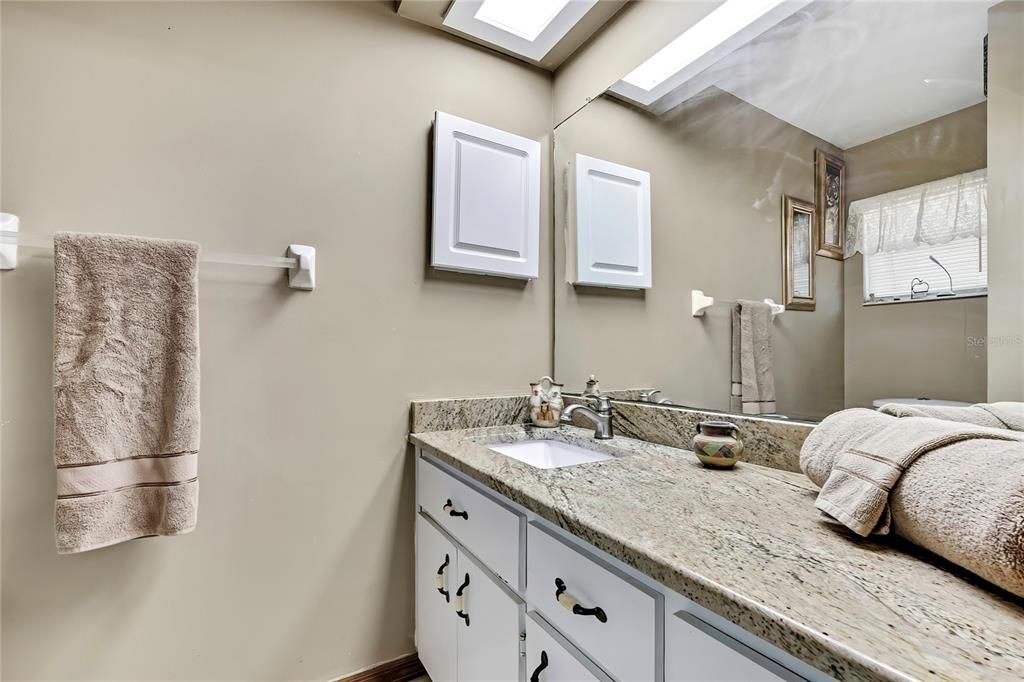 Active With Contract: $339,900 (2 beds, 2 baths, 1612 Square Feet)